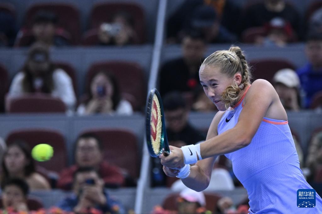 继续他的职 继续他的职