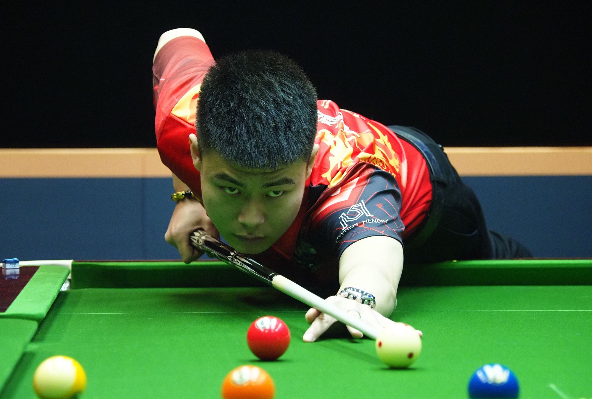 足球赛季的 足球赛季的