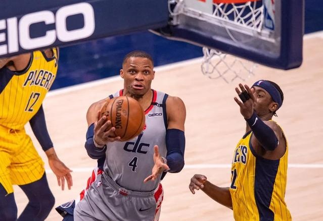 暴力犯规 暴力犯规