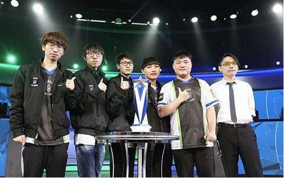 用纵深取代 用纵深取代